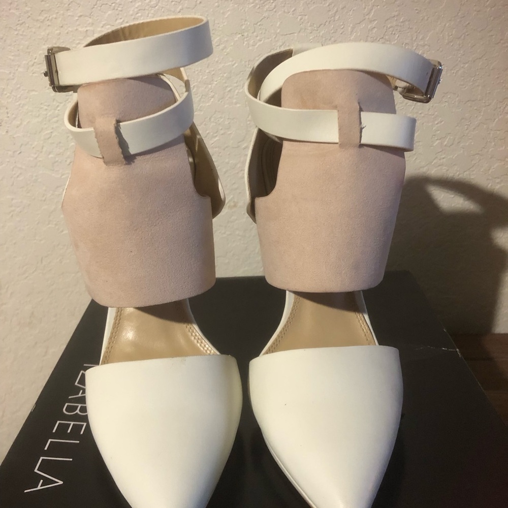 Izabella Rue ‘Bailey’ Heels